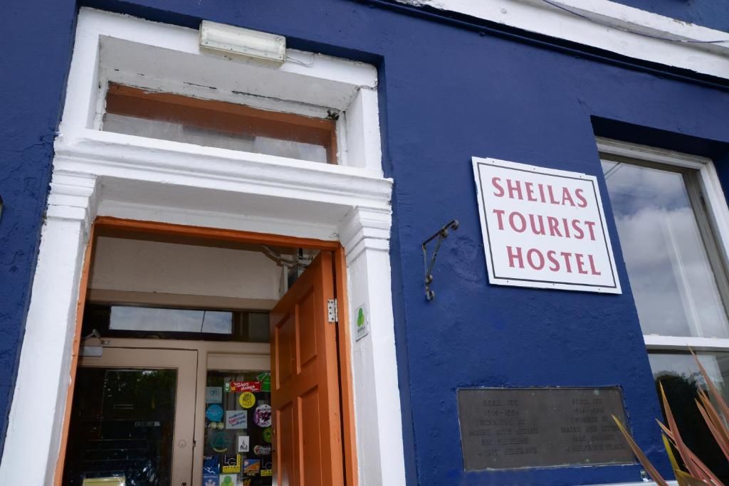 Хостелы Sheilas Tourist Hostel Корк-34